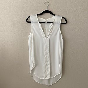 H&M White Sleeveless Blouse